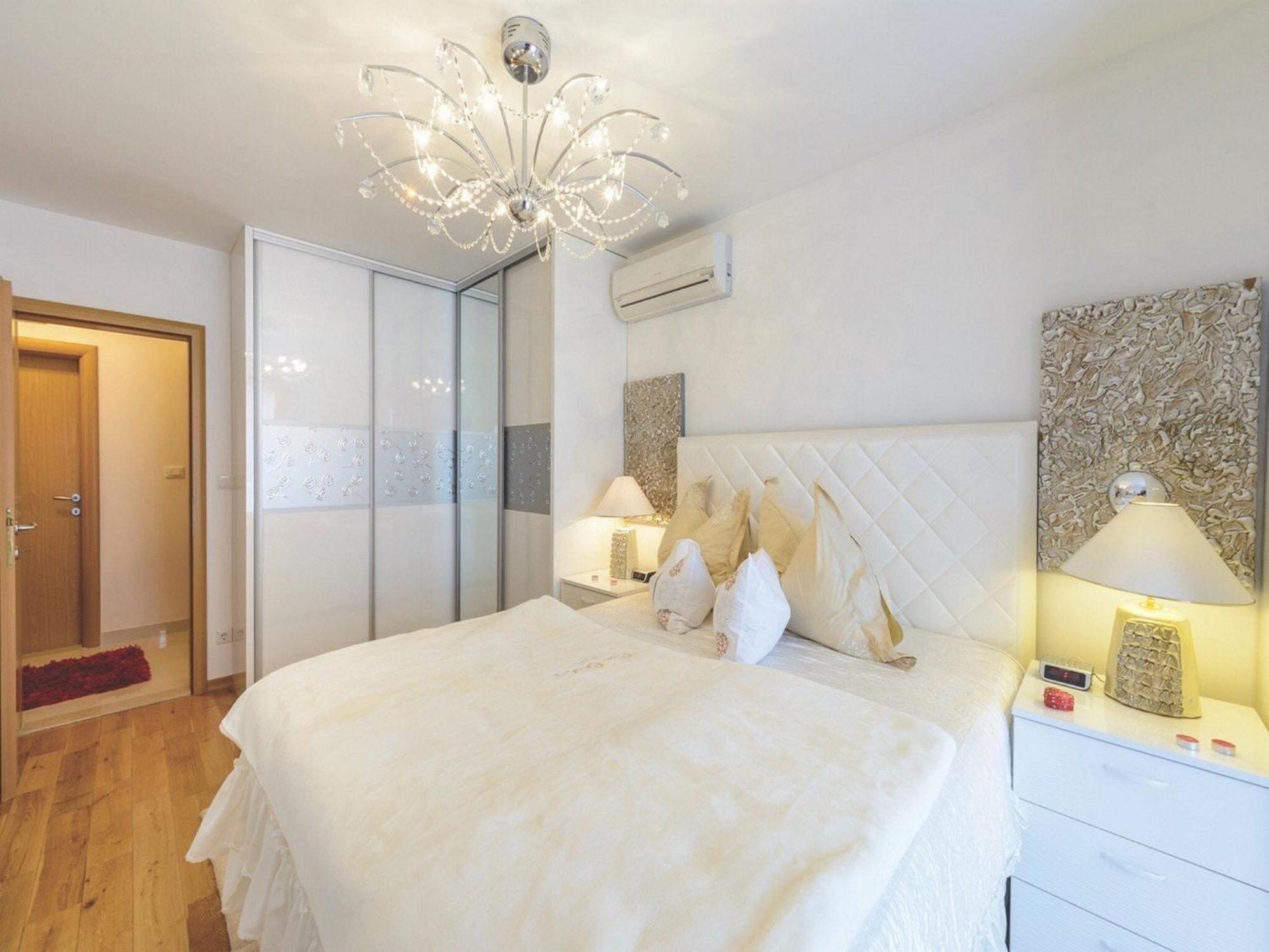 Viva La - Two-bedroom With Shared Pool Apartment Cavtat